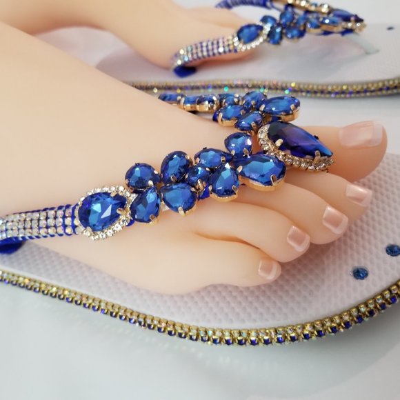 Luxury flip flops with crystals and rhinestones..White and Blue - Picture 13 of 16